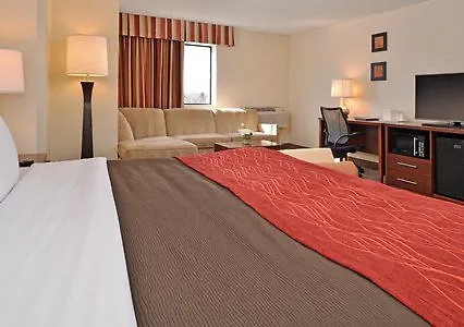 Comfort Inn & Suites Denver Northfield