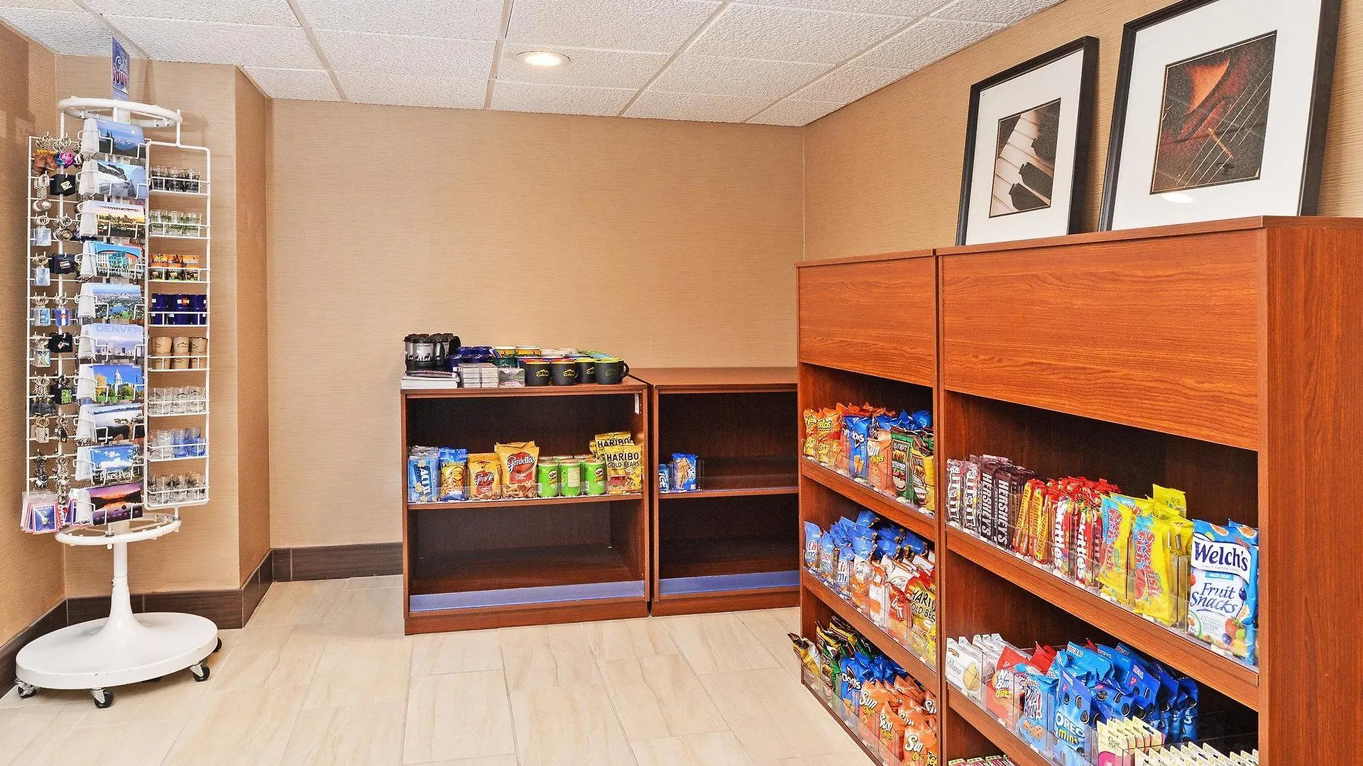 Comfort Inn & Suites Denver Northfield